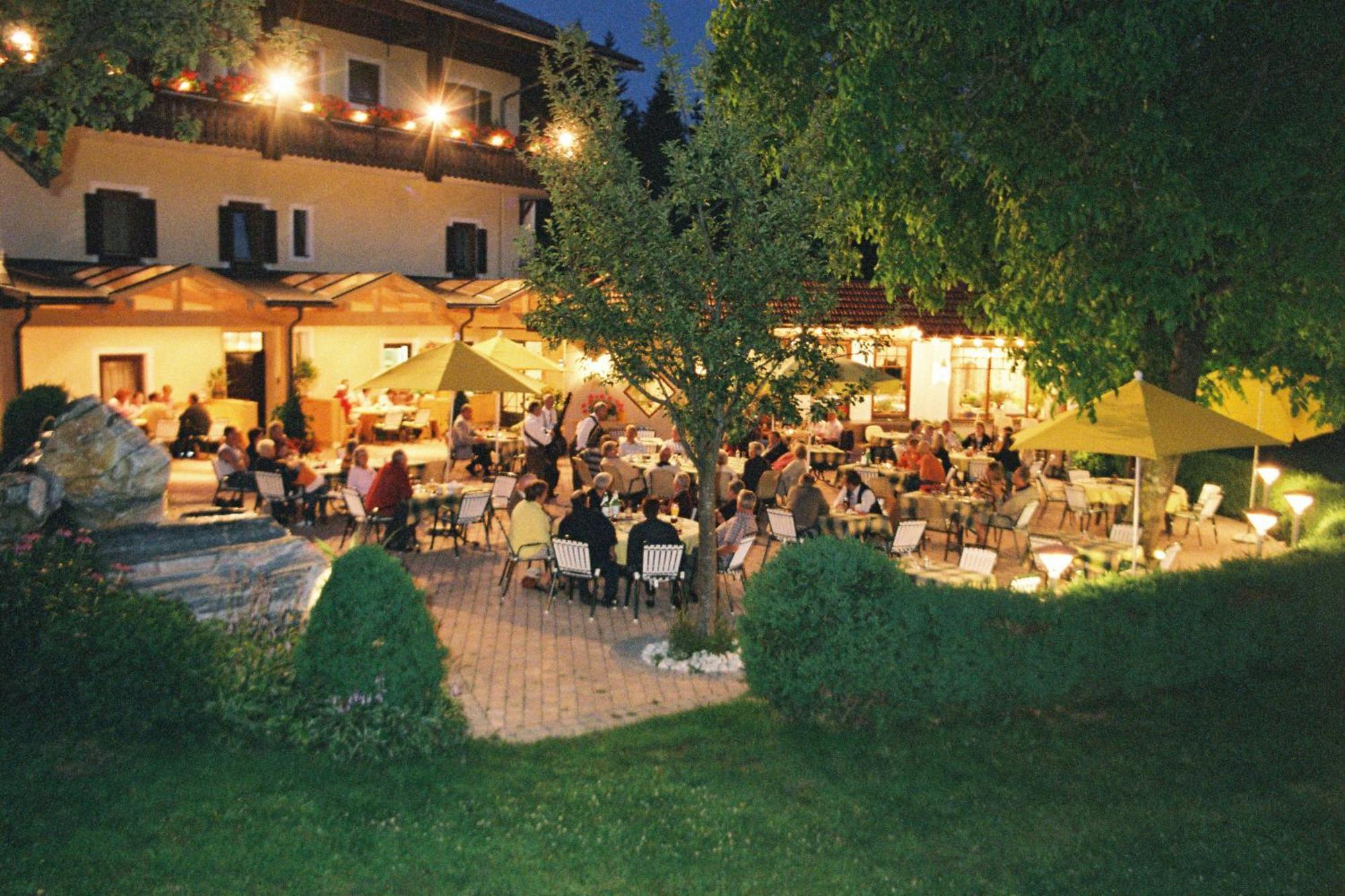 Hotel Landhof Simeter Gmbh Шпітталь-ан-дер-Драу Екстер'єр фото