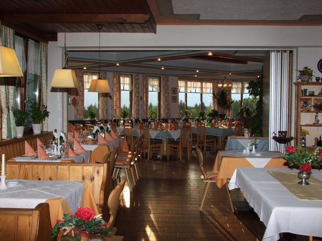 Hotel Landhof Simeter Gmbh Шпітталь-ан-дер-Драу Екстер'єр фото