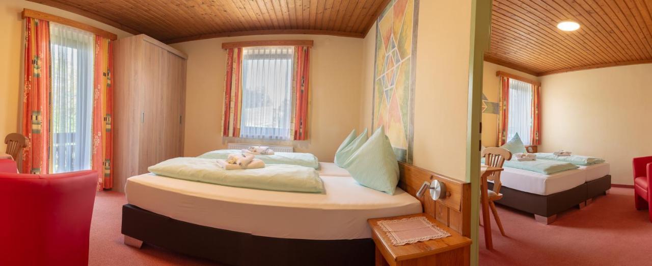 Hotel Landhof Simeter Gmbh Шпітталь-ан-дер-Драу Екстер'єр фото
